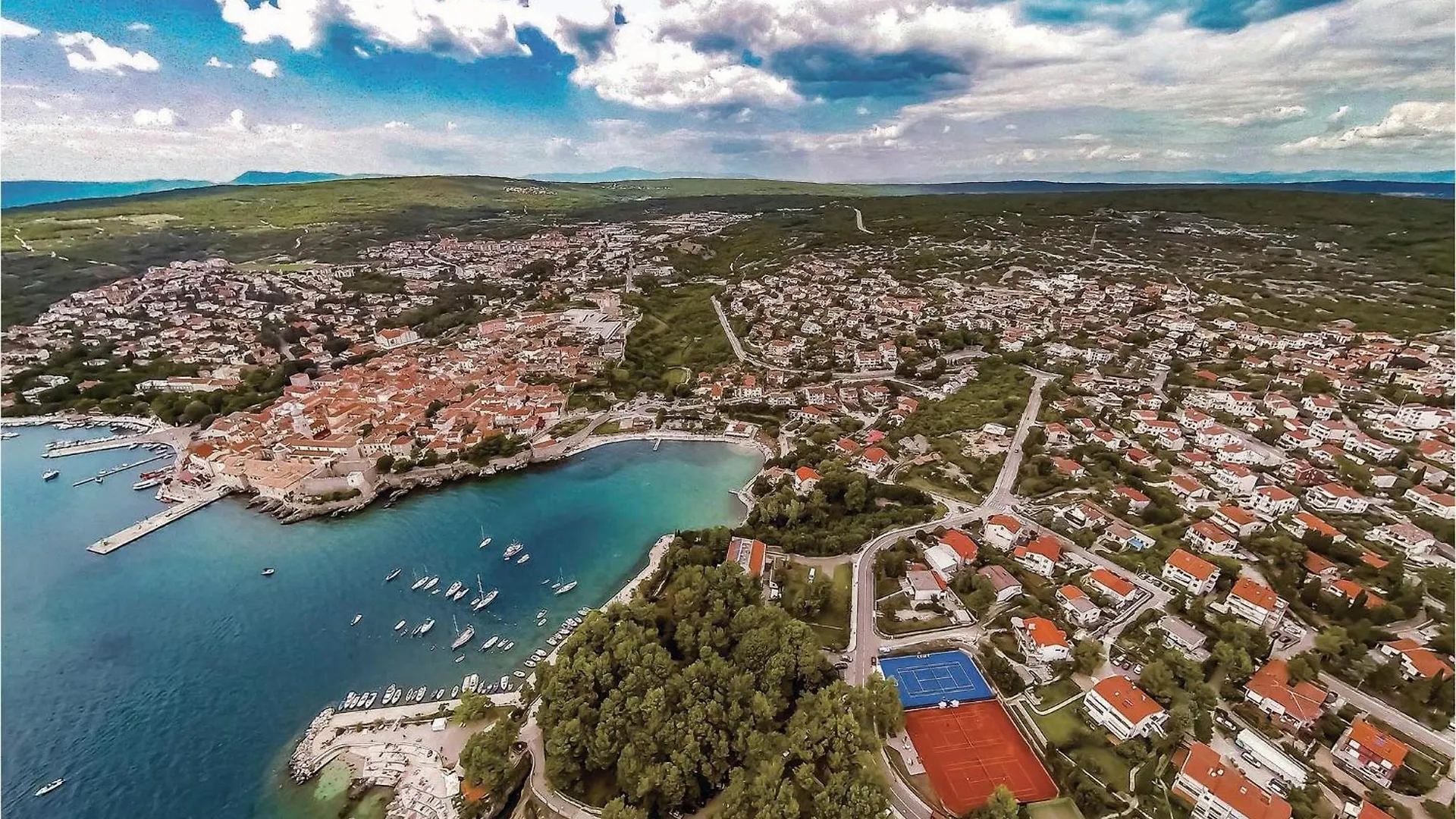 Awesome Apartment In Vrbnik With Wifi 0*,  Croatia