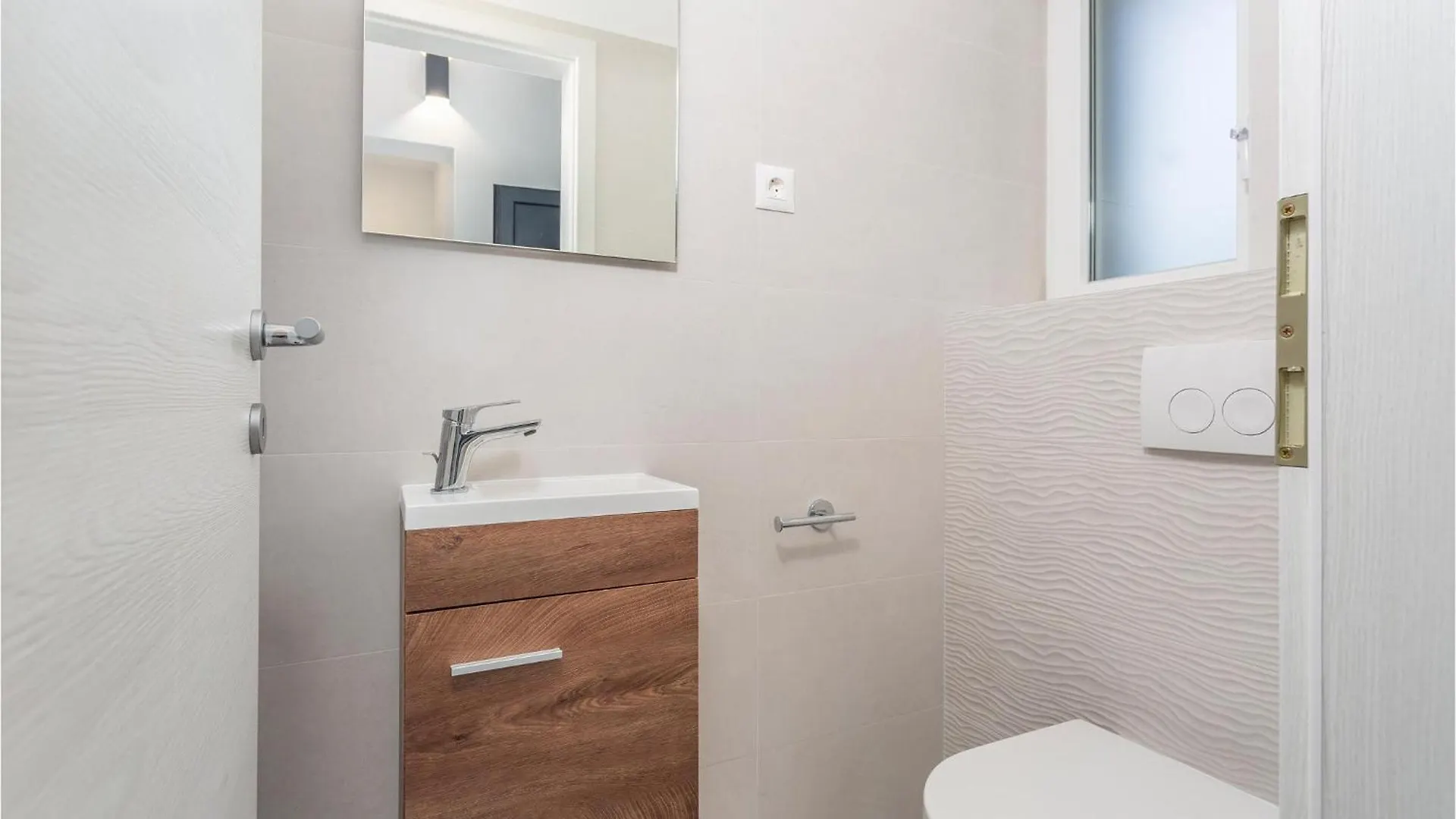 Awesome Apartment In Vrbnik With Wifi