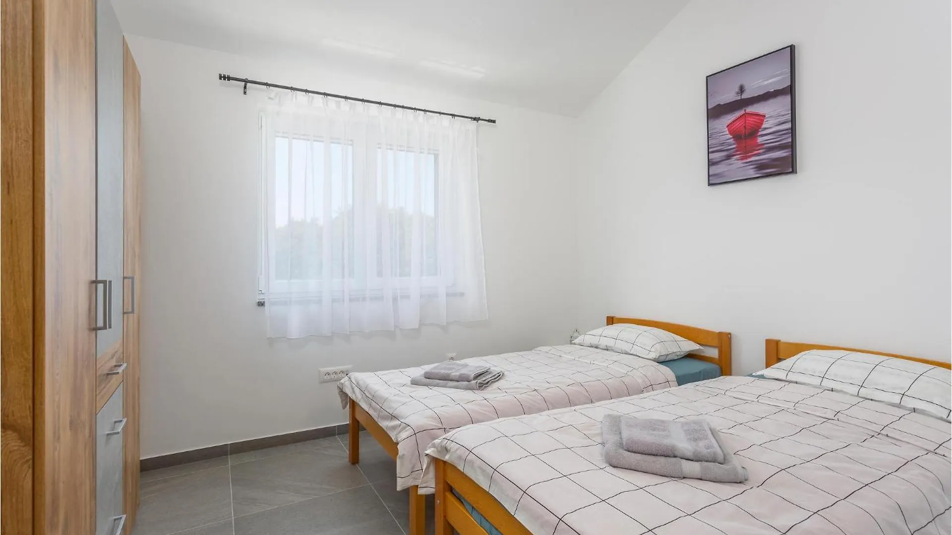Awesome Apartment In Vrbnik With Wifi 0*,  Croatia