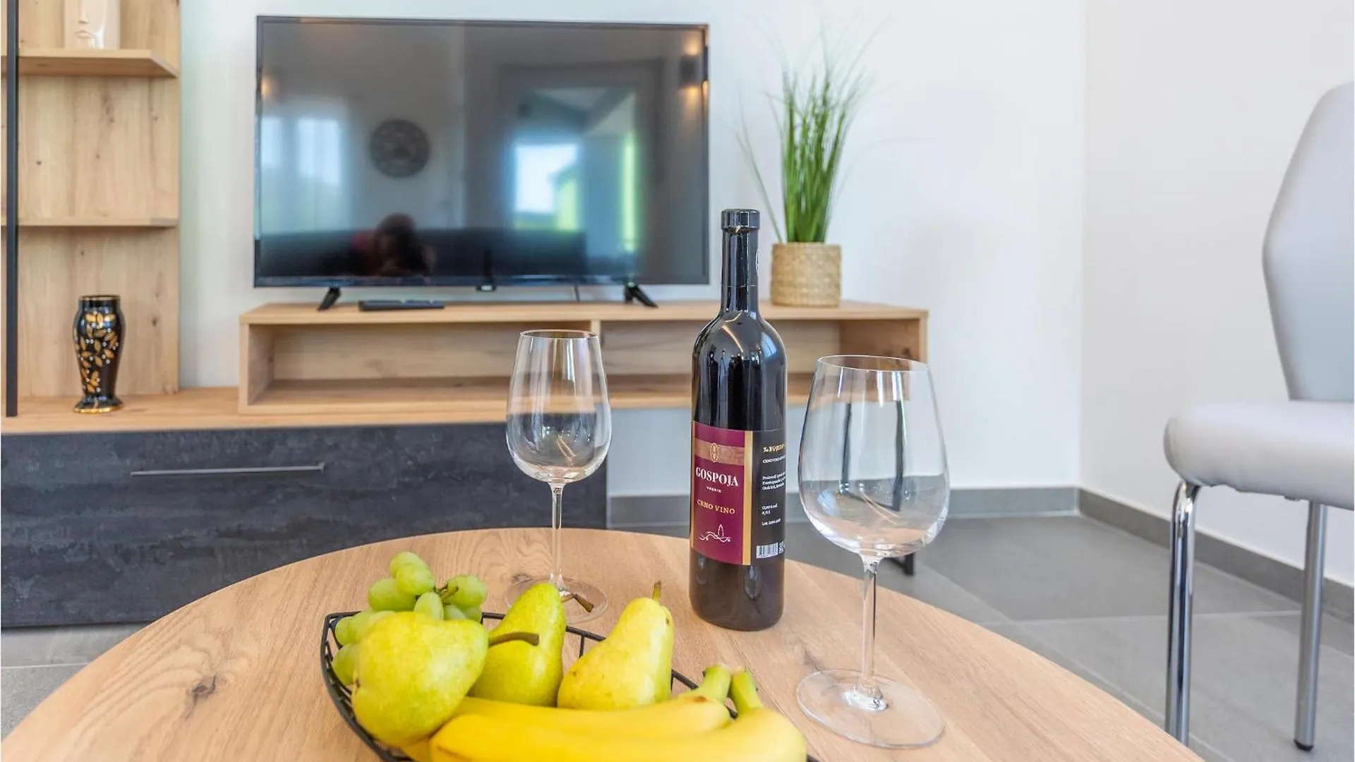 Awesome Apartment In Vrbnik With Wifi
