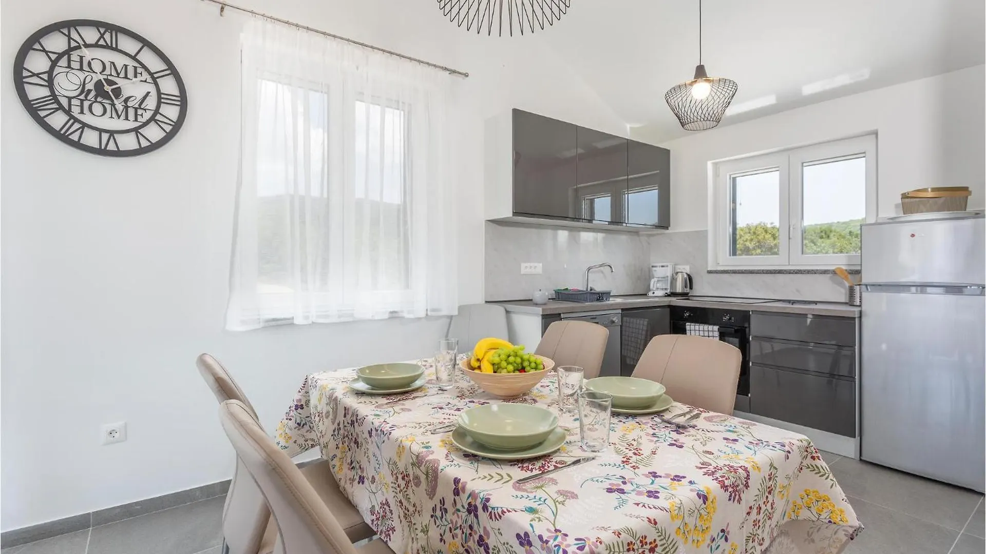 Awesome Apartment In Vrbnik With Wifi 0*,