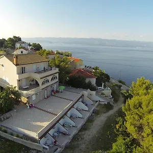  Apartment Anka